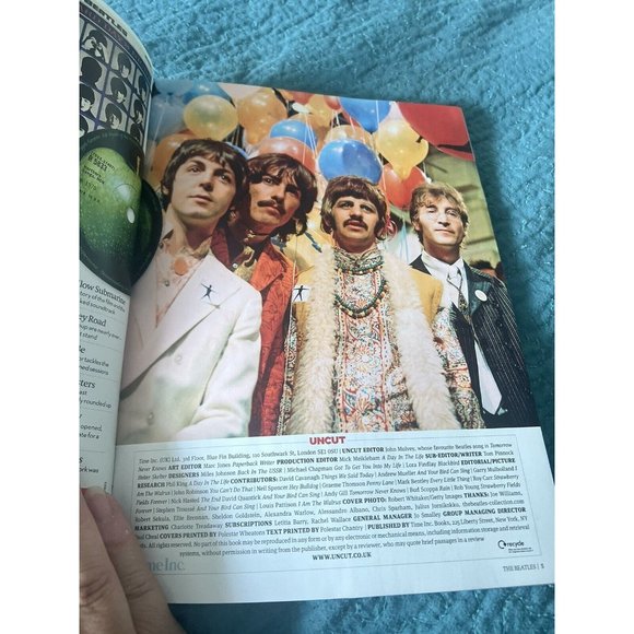 Music Icons THE BEATLES Special Collector's Edition 2015 Soft Cover Magazine - Picture 3 of 3
